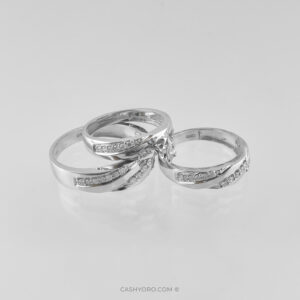 Juego de tres anillos de oro blanco de 14 kilates con diamantes para matrimonio, peso 9.5 Gr Cash y oro